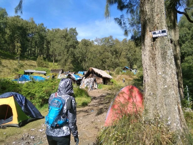 Hiking Gunung Welirang